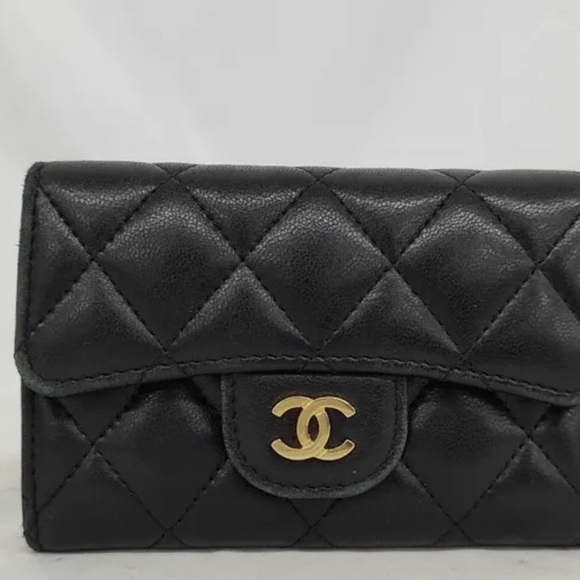 CHANEL Lambskin Matlasse Coin/Card Case Wallet - Picture 1 of 10